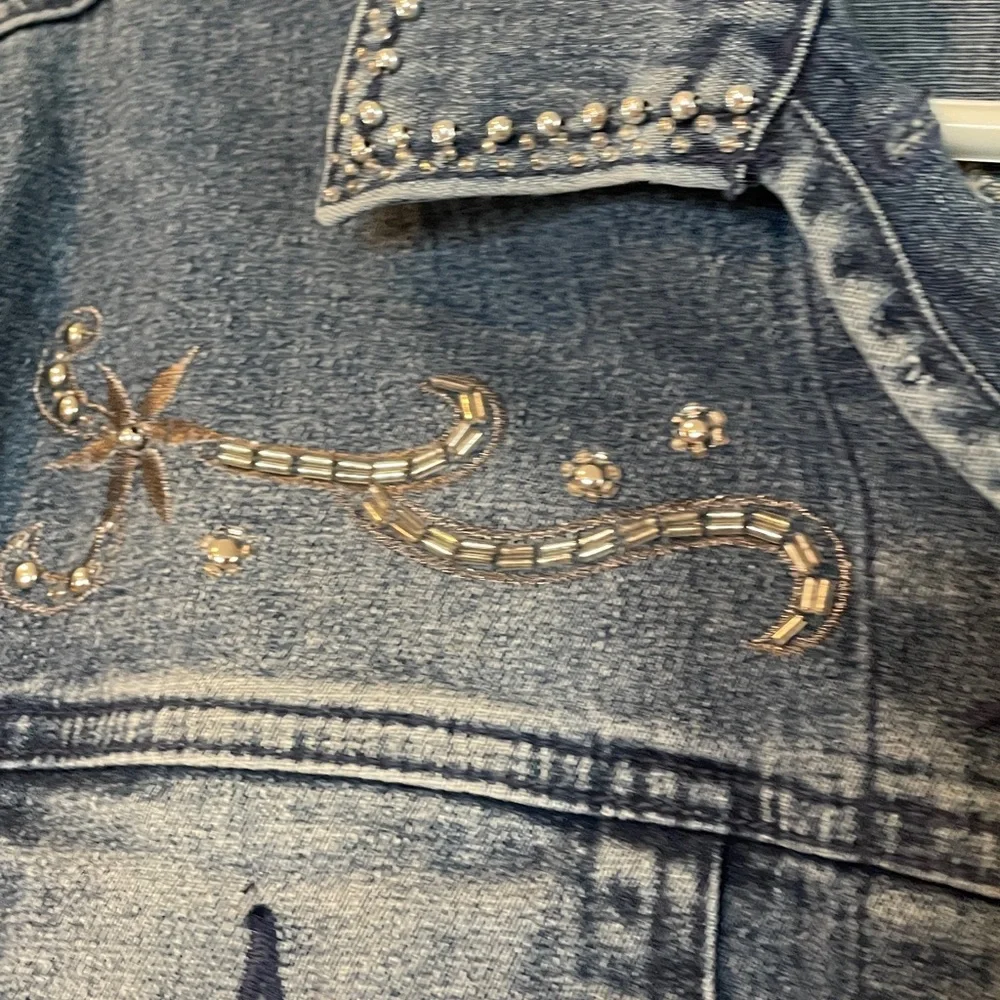 Diane Gilman Size Medium Blue Denim Jacket